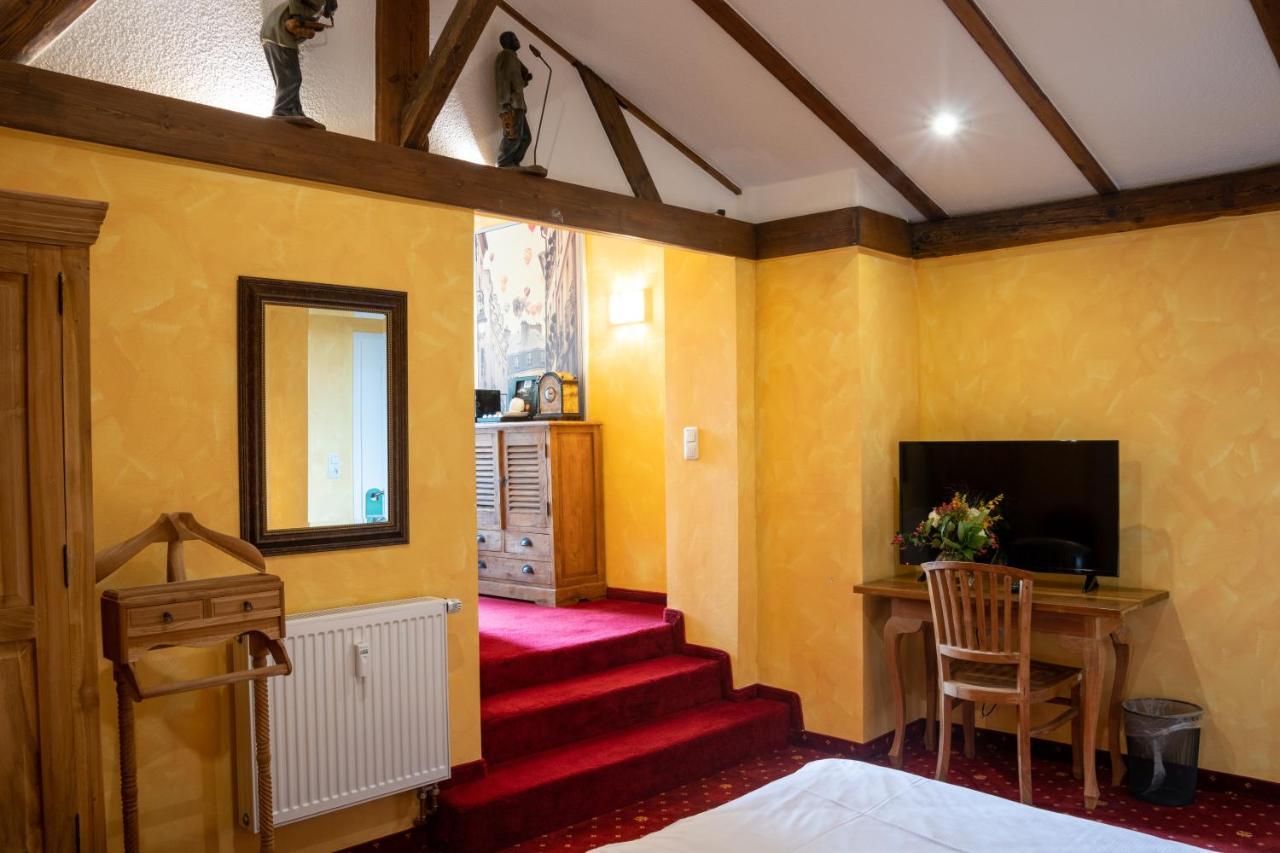 אסן Hotel Landhaus Knappmann מראה חיצוני תמונה