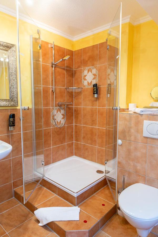 אסן Hotel Landhaus Knappmann מראה חיצוני תמונה