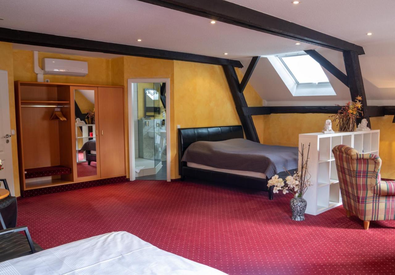 אסן Hotel Landhaus Knappmann מראה חיצוני תמונה