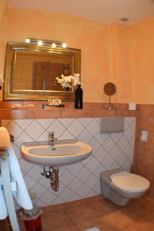 אסן Hotel Landhaus Knappmann מראה חיצוני תמונה