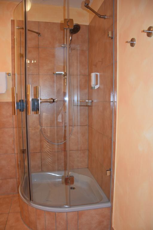 אסן Hotel Landhaus Knappmann מראה חיצוני תמונה